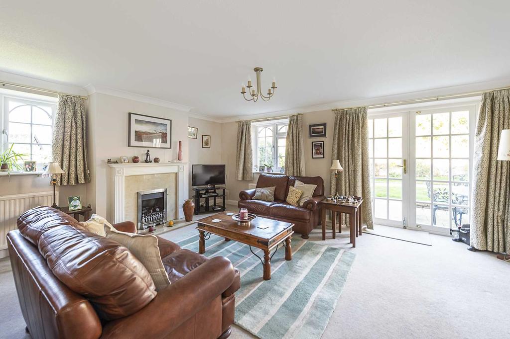 Dunsley Place, Tring 1 bed £535,000
