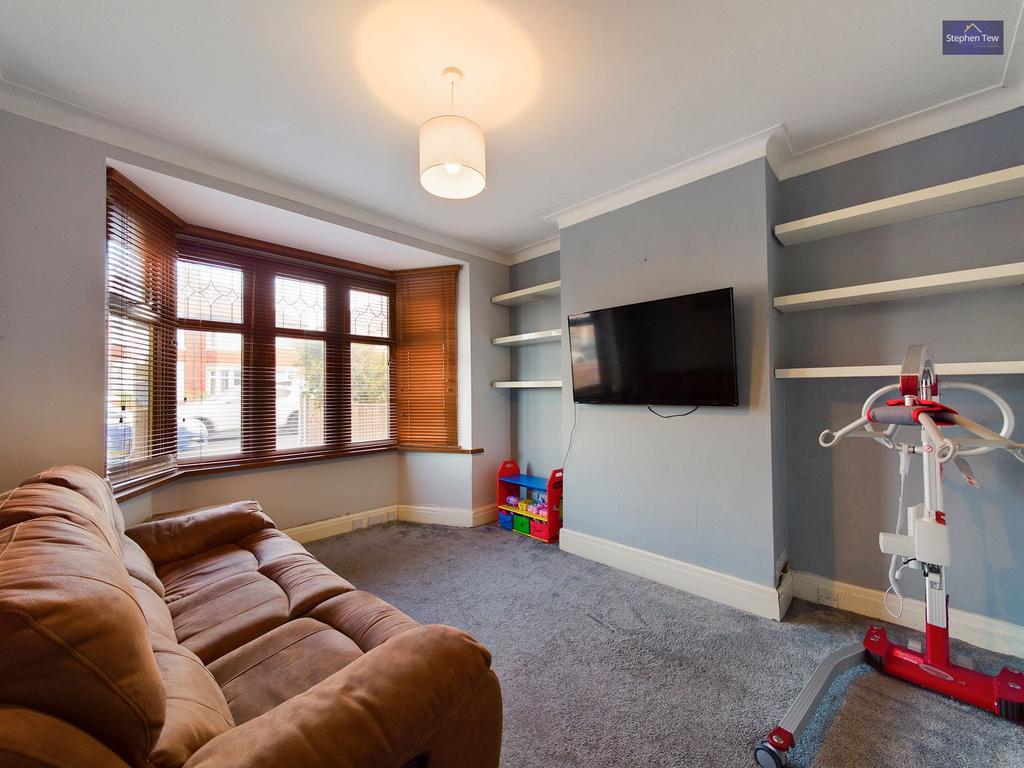 Lancaster Road, Blackpool, FY3 3 bed semidetached house £150,000