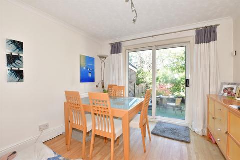 3 bedroom terraced house for sale, Cedars Close, Uckfield, East Sussex