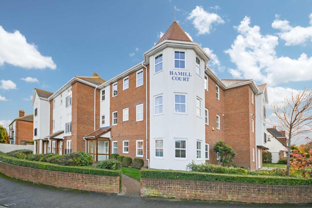 36 Cornwall Gardens, Margate... 2 bed flat £220,000