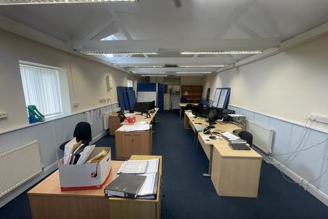 Office to rent, Claypits Lane, Dibden SO45