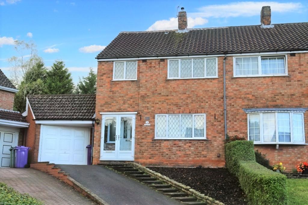 Whitehall Road, Penn 3 bed semidetached house £275,000