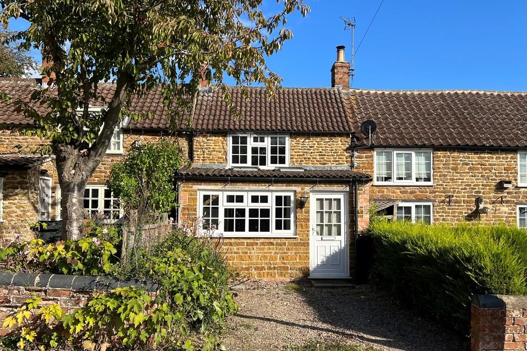 Wymondham, Melton Mowbray 2 bed cottage for sale £199,950