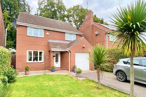 4 bedroom detached house for sale - The Groves, Driffield