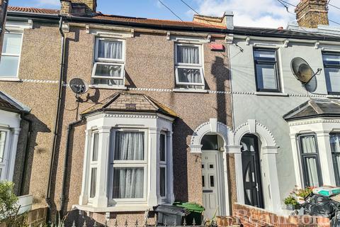 11 Bradgate Road, London, SE6 4TT
