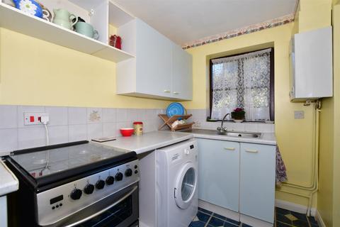 2b Percy Road, Mitcham, CR4 4JU