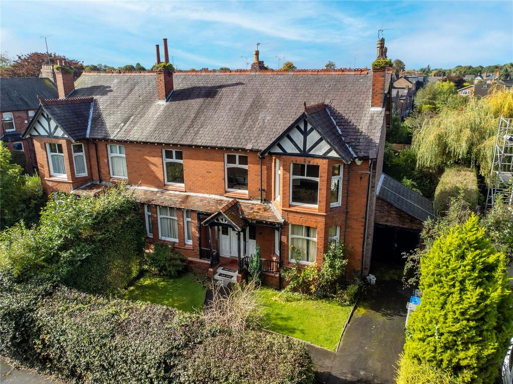 Grange Road, Bowdon, Cheshire, WA14 4 bed semidetached house £900,000