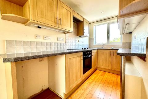 3 bedroom flat to rent, The Flats, Farleigh Road, Pershore, Worcestershire, WR10