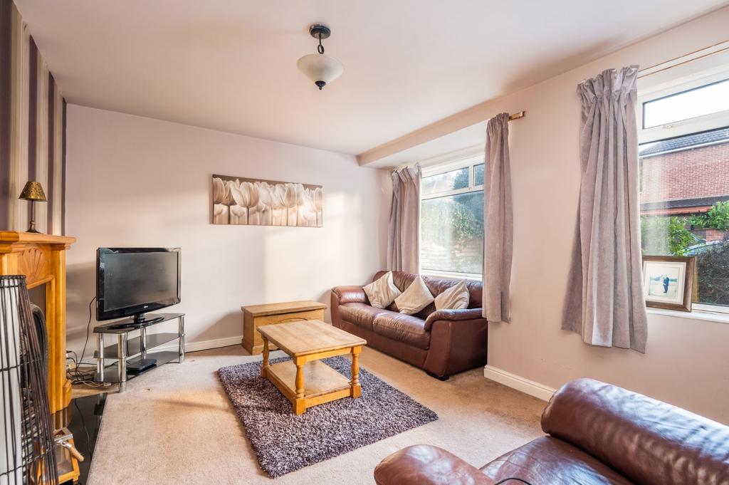 Maylea Drive, Otley, West Yorkshire... 3 bed semidetached house £270,000