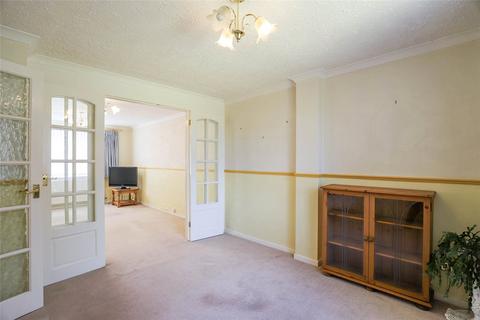 14 Hall Gardens, Colney Heath, St Albans, AL4 0QG