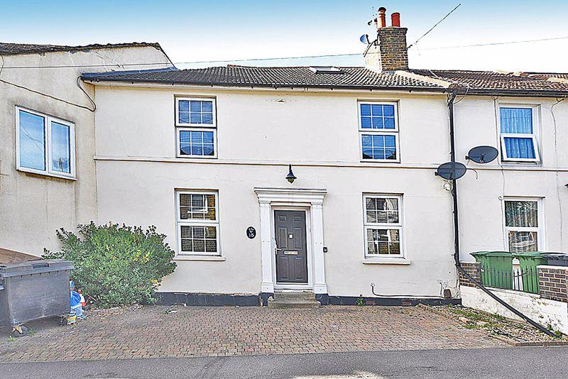 Peel Street, Maidstone 3 bed terraced house £300,000