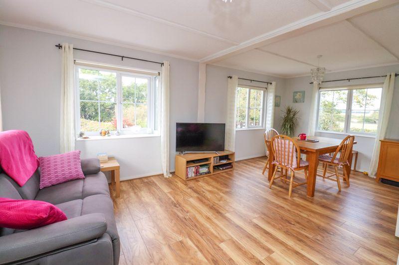 Drayton Hall Park, Drayton, Norwich 2 bed property £135,000