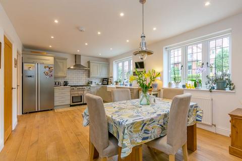 Arcot Cranmore Lane, West Horsley, Leatherhead, KT24 6BT