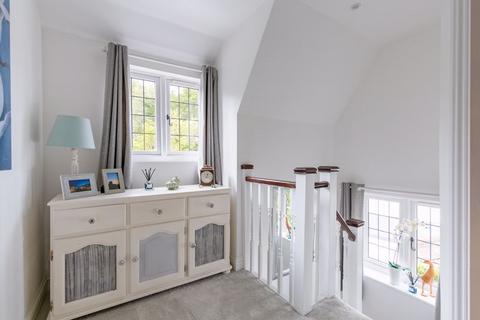 Arcot Cranmore Lane, West Horsley, Leatherhead, KT24 6BT