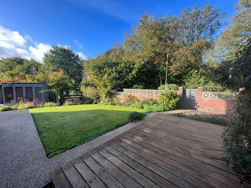 Woodland Way, Torpoint 3 bed link detached house £350,000