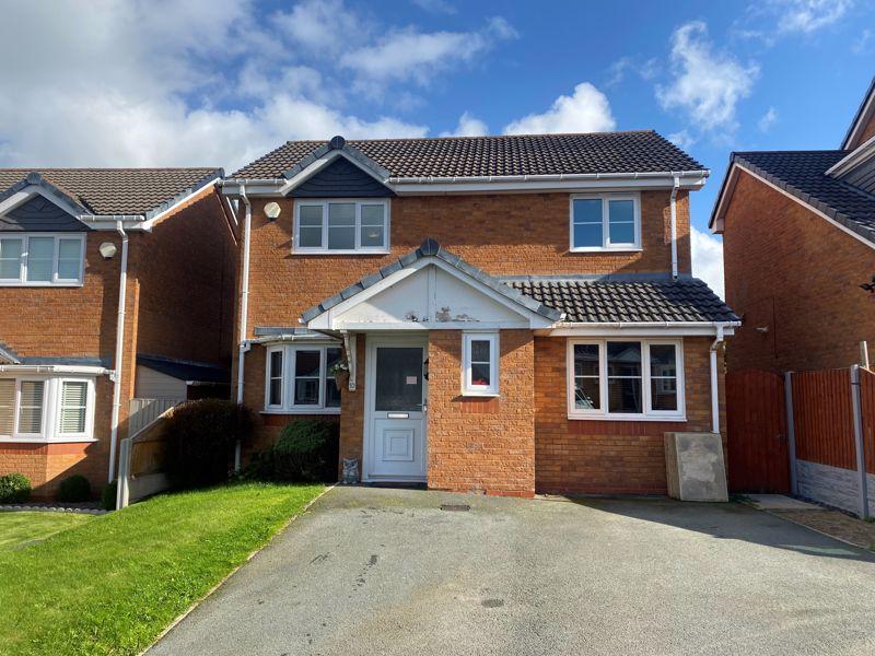 Broughton Heights, Pentre Broughton, Wrexham 3 bed detached house £