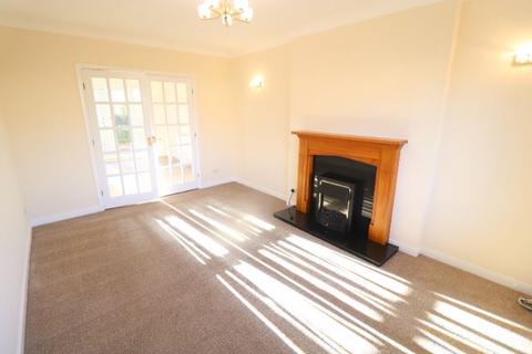 3 bedroom semi-detached house to rent, Farmhill Meadows, Douglas