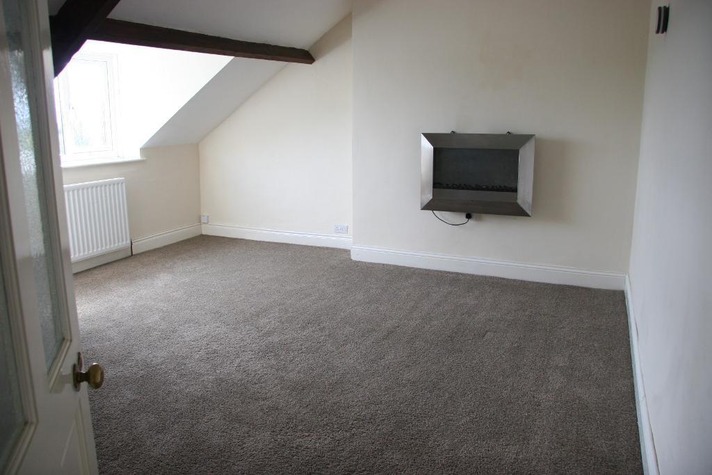 High Market, Ashington, NE63 8PD 2 bed flat to rent £425 pcm (£98 pw)