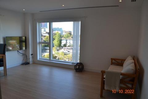 2 bedroom flat to rent, 45 Cherry Orchard Road, Croydon, CR0 6FH