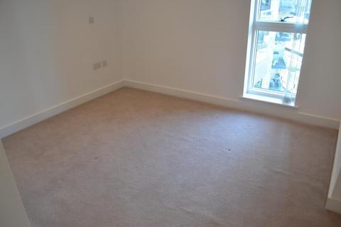 2 bedroom flat to rent, 45 Cherry Orchard Road, Croydon, CR0 6FH