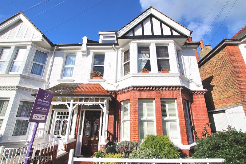Modena Road, Hove 1 bed flat £1,250 pcm (£288 pw)