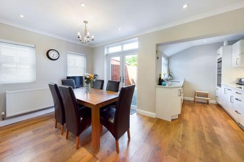8 Chapel Road, Tadworth, KT20 5SB