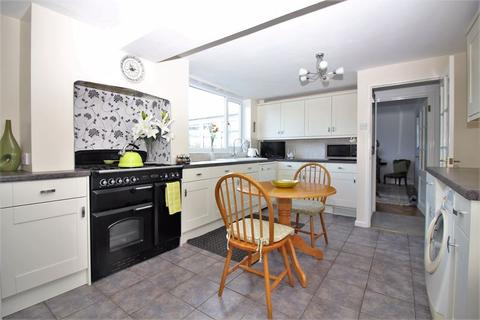 4 bedroom detached house for sale - Culverhayes, Chard