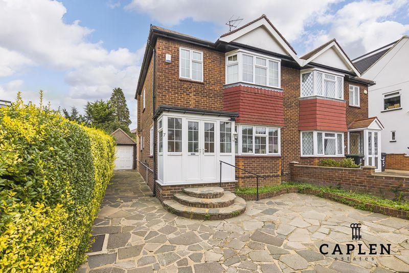 Loughton Way, Buckhurst Hill 3 bed semidetached house £700,000