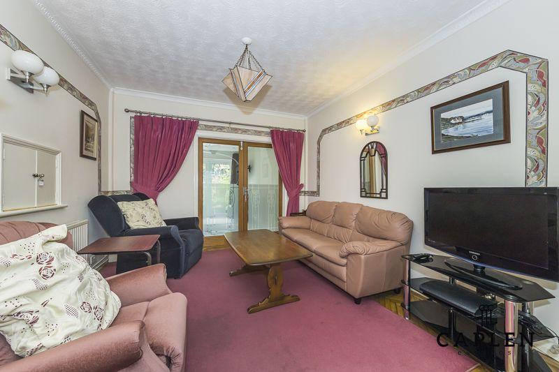 Loughton Way, Buckhurst Hill 3 bed semidetached house £700,000