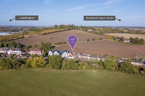 3 bedroom detached house for sale, *FIELD VIEWS TO FRONT AND REAR*
