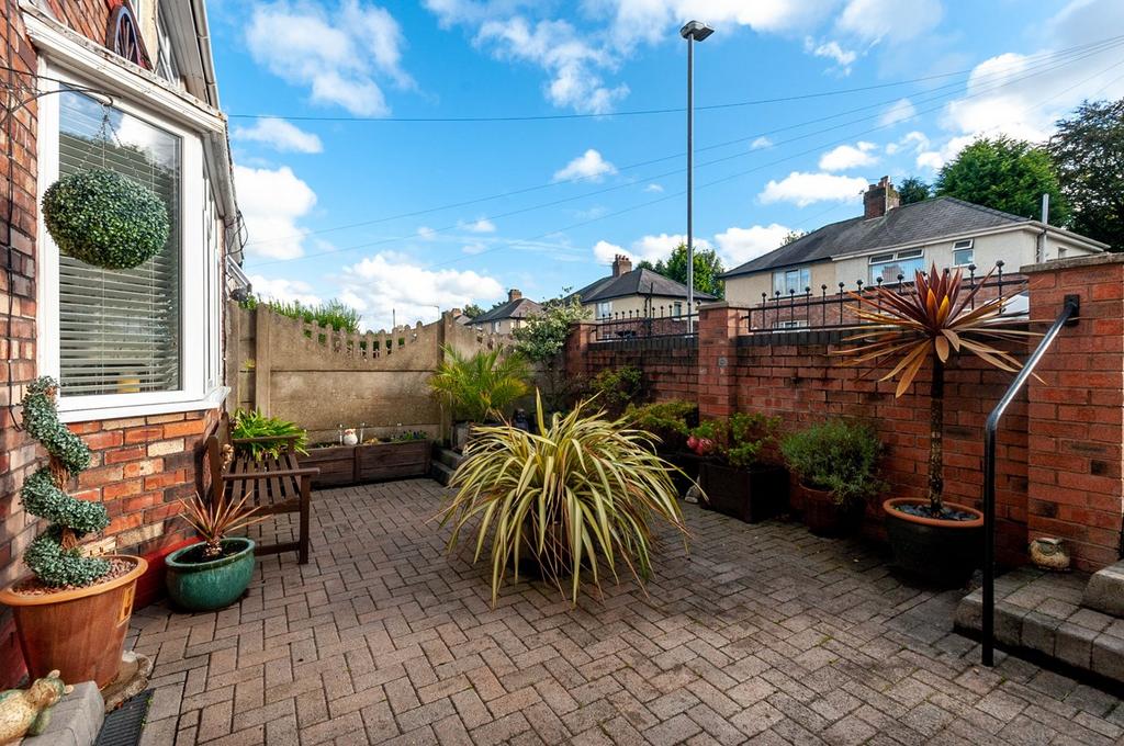 Marsden Avenue, St Helens, WA10 4 bed semidetached house £205,000