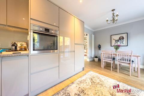 19 William Street, Bushey, WD23 2HU