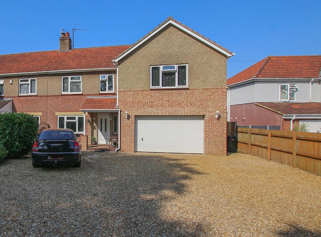 South Wootton Lane, King's Lynn, PE30 4 bed semidetached house £425,000