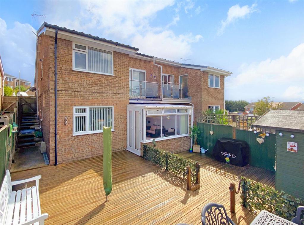 Avenue, Whitstable 3 bed semidetached house for sale £450,000