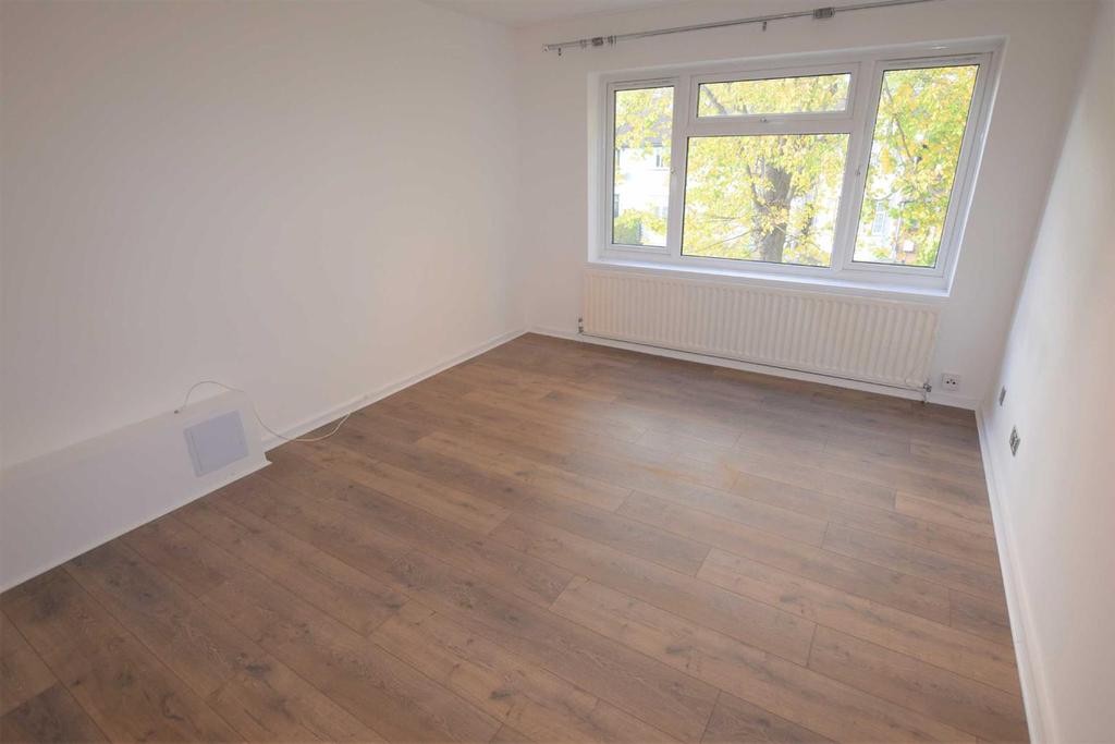 Leicester Road, New 1 bed flat £1,160 pcm (£268 pw)