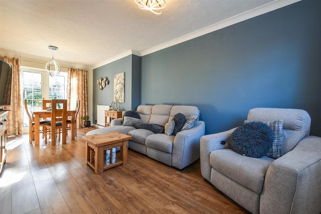 King Road, Andover 2 bed semidetached house £250,000