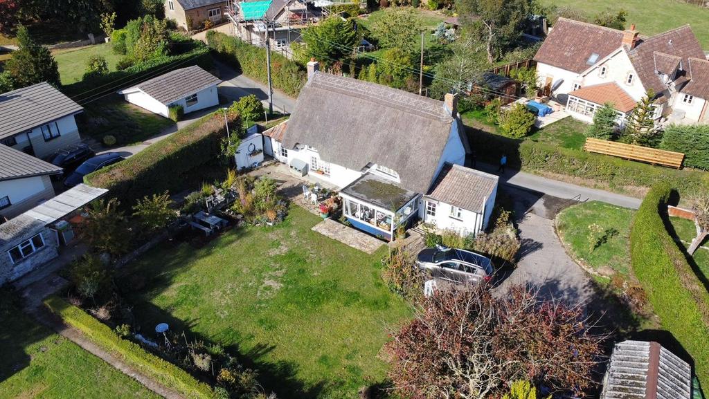 Norley Lane, Studley, Calne 3 bed detached house £600,000
