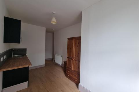 1 bedroom in a house share to rent - Willoughby Lane, London