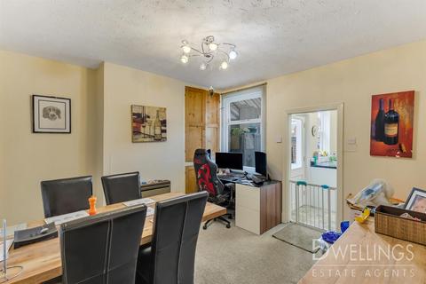 203 Anglesey Road, Burton-on-trent, DE14 3NR