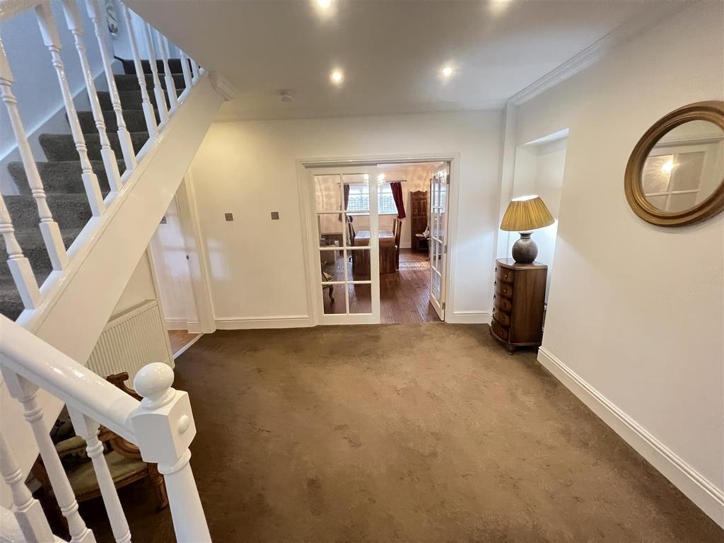 Bidston Village Road, Bidston... 4 bed detached house £1,800 pcm (£