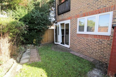 34 Bluegates, Ewell, Epsom, KT17 2SA