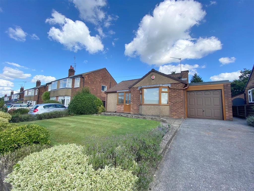 Westbury Drive, Macclesfield 2 bed bungalow for sale £325,000
