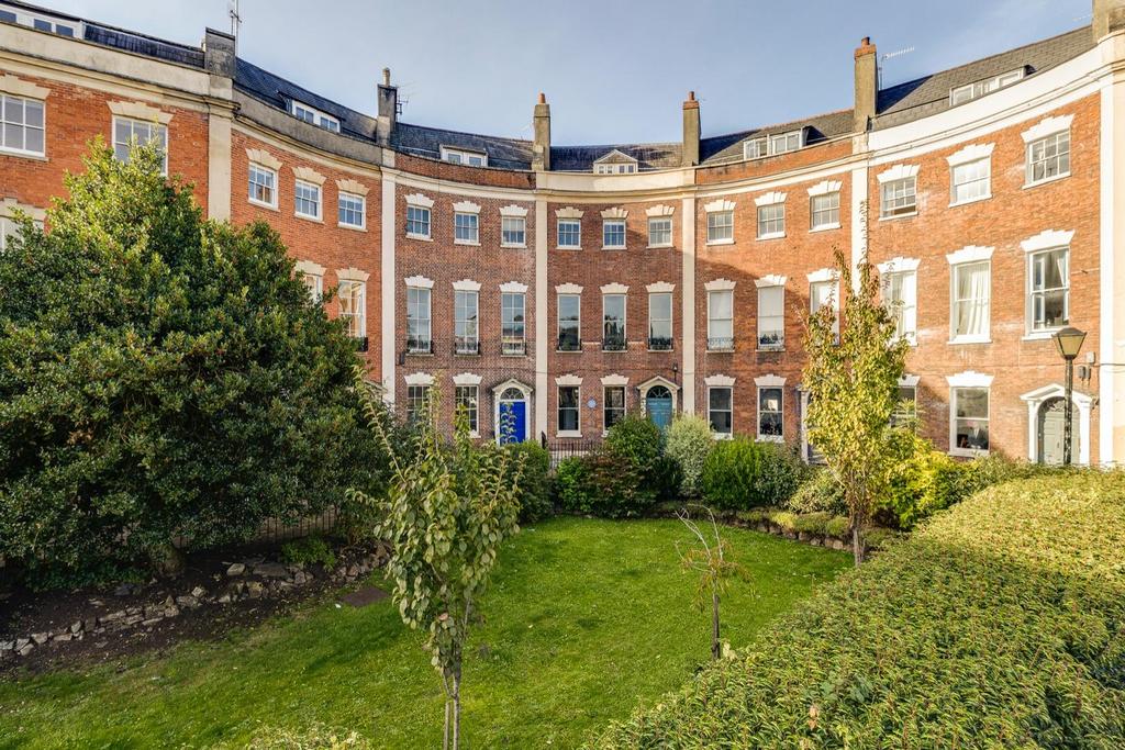 Berkeley Crescent, Clifton 1 bed flat for sale £220,000