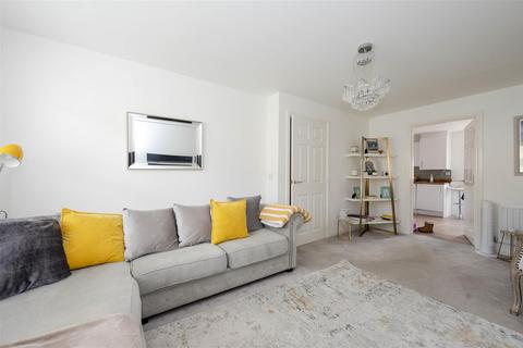 16 Valetta Way, Moreton-in-marsh, GL56 0FG