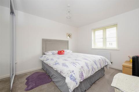 16 Valetta Way, Moreton-in-marsh, GL56 0FG