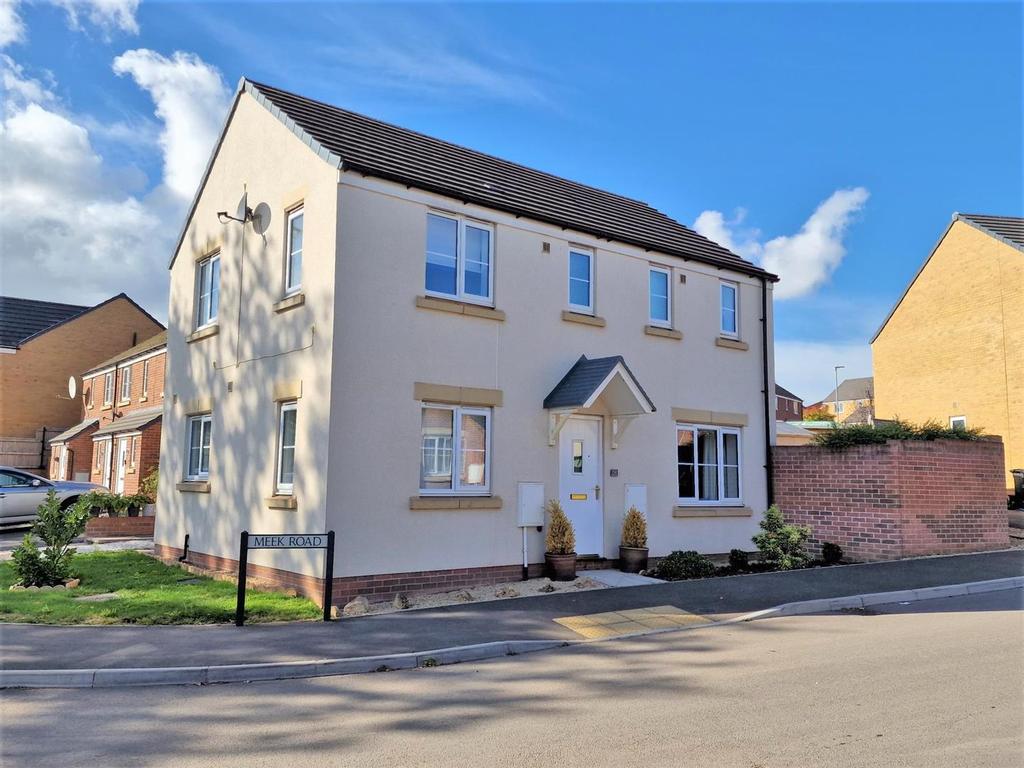 Meek Road, Newent 3 bed detached house £310,000