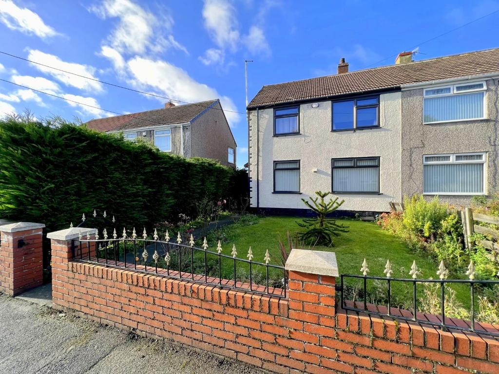 Elizabeth Vale, Cassop, Durham 2 bed semidetached house £97,000