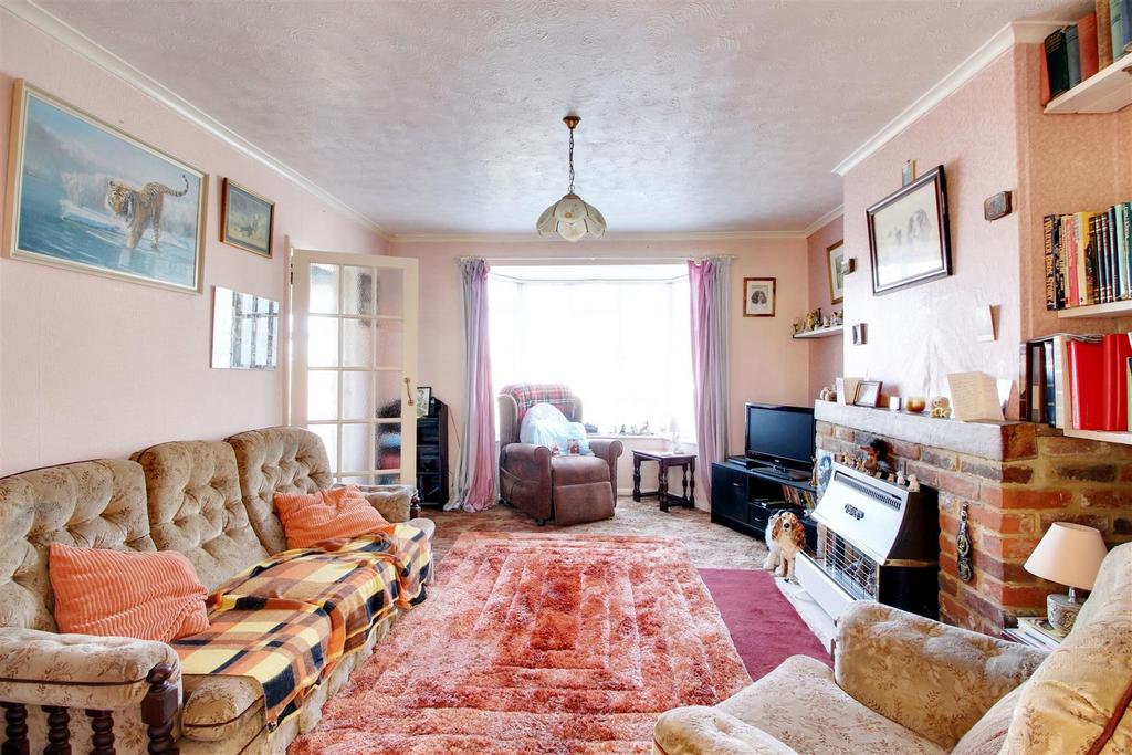 Tresco Road, Berkhamsted 3 bed semidetached house £475,000