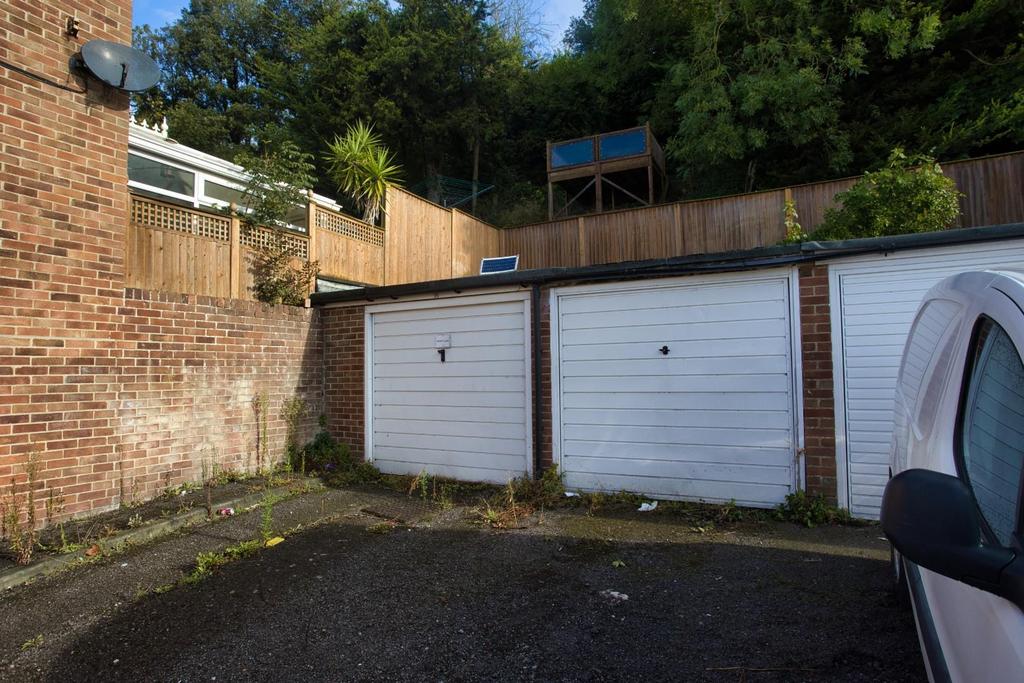 Holywell Avenue, Folkestone Garage £15,000