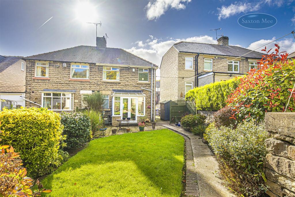 School Lane, Grenoside, S35 8QU 2 bed semidetached house £210,000